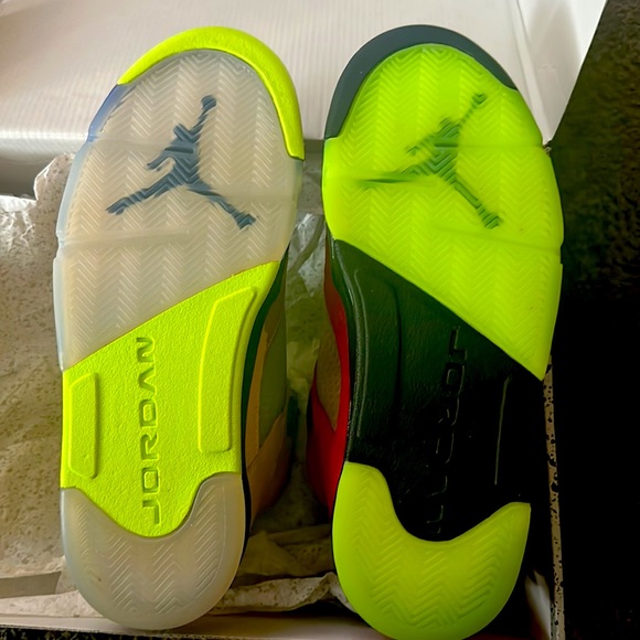 Just like new. Only worn indoors. An awesome deal. - Picture 2 of 6